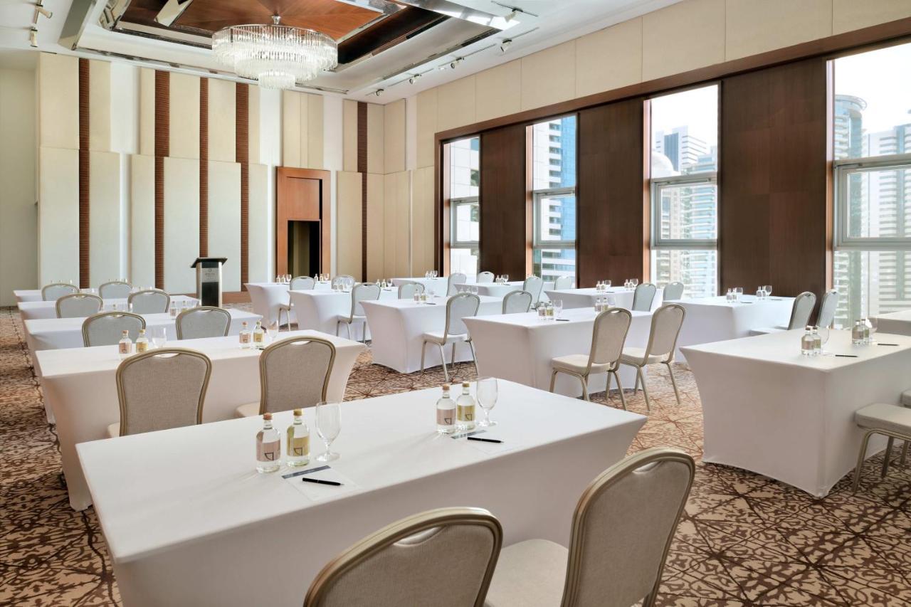 Delta Hotels By Marriott City Center Доха Экстерьер фото Meeting room