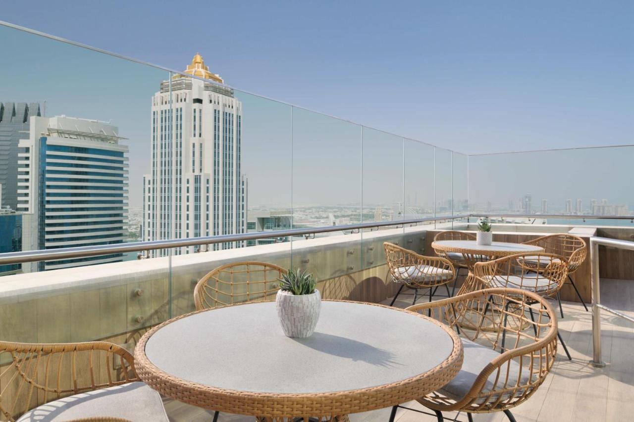Delta Hotels By Marriott City Center Доха Экстерьер фото The View at The Palm