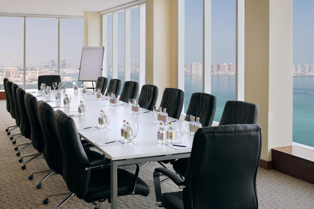 Delta Hotels By Marriott City Center Доха Экстерьер фото Boardroom