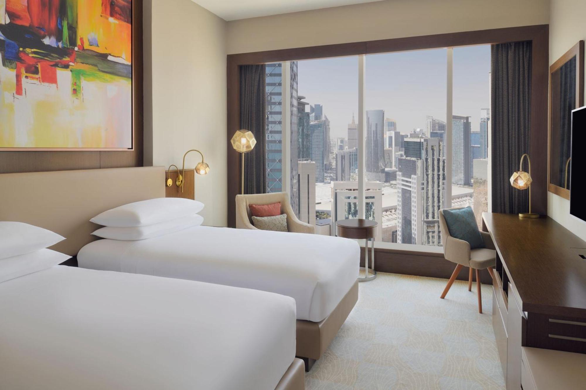 Delta Hotels By Marriott City Center Доха Экстерьер фото A guest room at the hotel