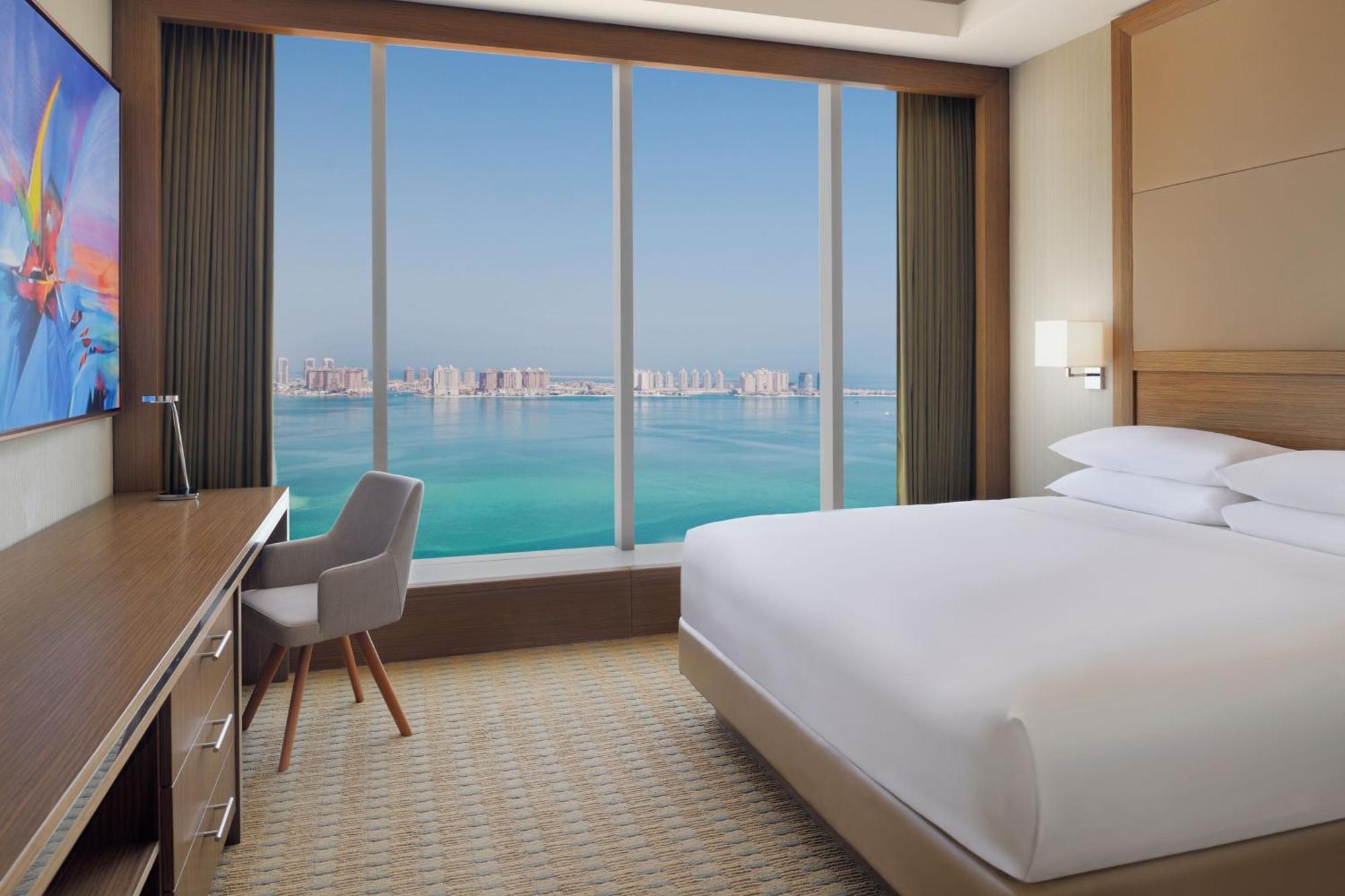 Delta Hotels By Marriott City Center Доха Экстерьер фото A guest room at the hotel